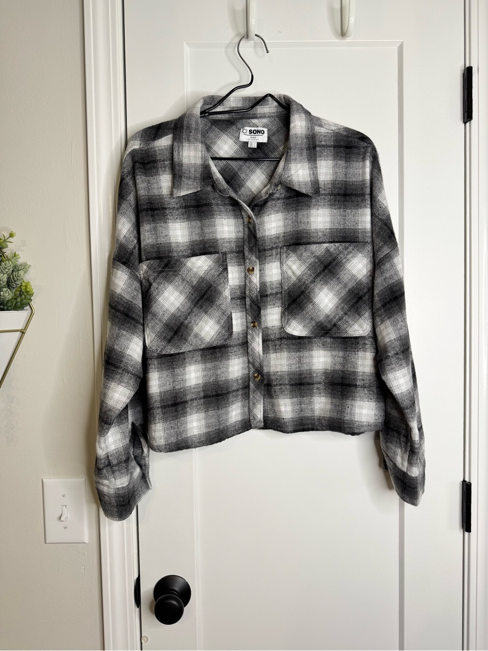 CI SONO Plaid Collection Cropped Shacket